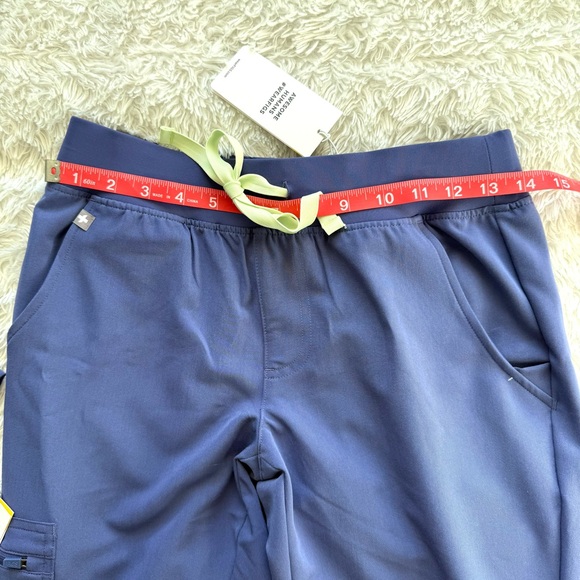 NWT Figs Space Navy XXSP Catarina Top High Waist Zamora Jogger Pants Scrubs Set - Picture 5 of 10